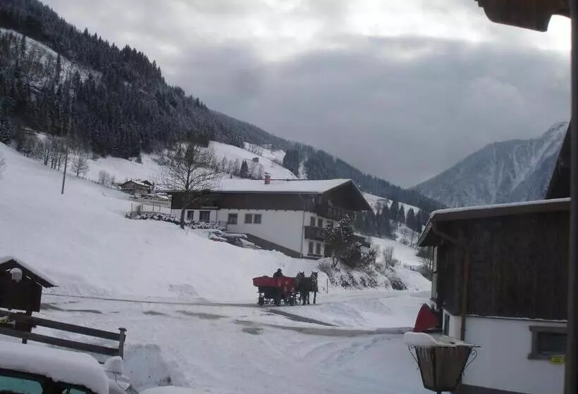 هتل Haus Sonnleitn