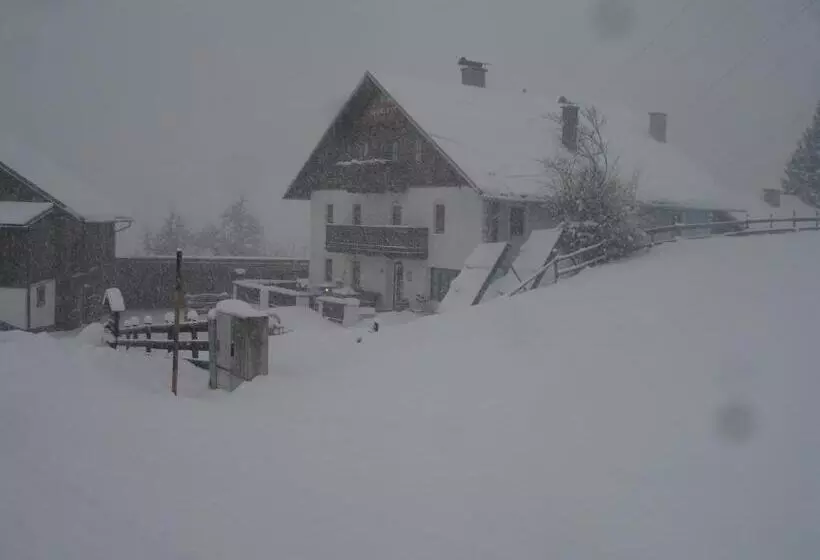 هتل Haus Sonnleitn