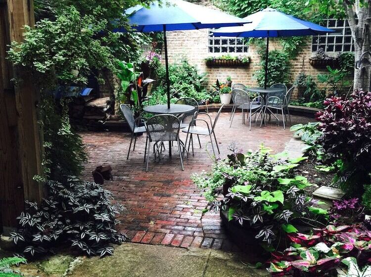 בית מלון כפרי House 5863 Chicago S Premier Bed And Breakfast