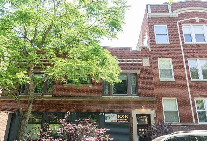 בית מלון כפרי House 5863 Chicago S Premier Bed And Breakfast