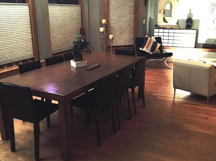 בית מלון כפרי House 5863 Chicago S Premier Bed And Breakfast