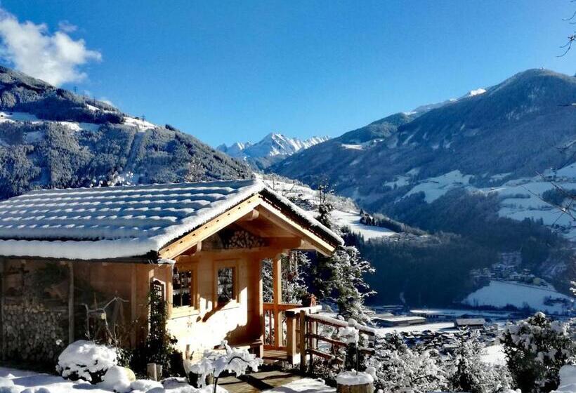 ホテル Neurauthof