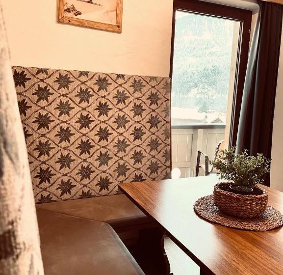 Отель Pension Kreuzeck   Dein Glücksplatz Am Lech