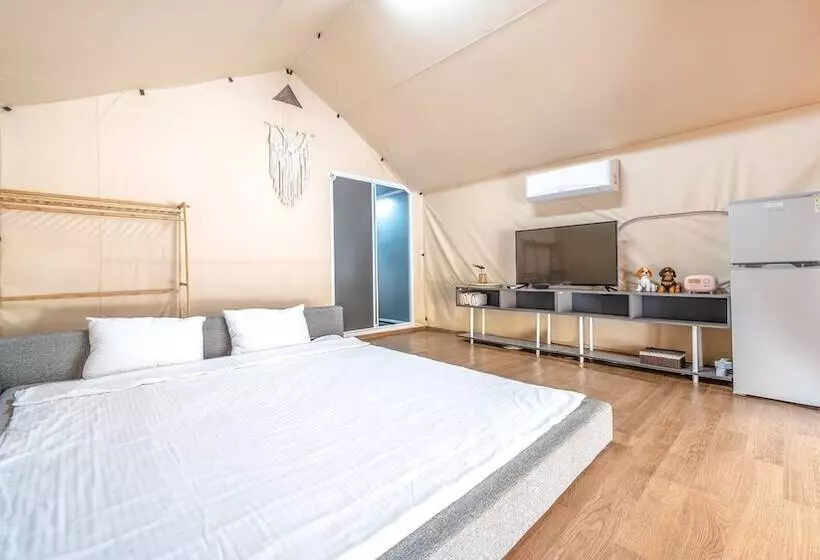 Yangpyeong Flower Caravan Pension