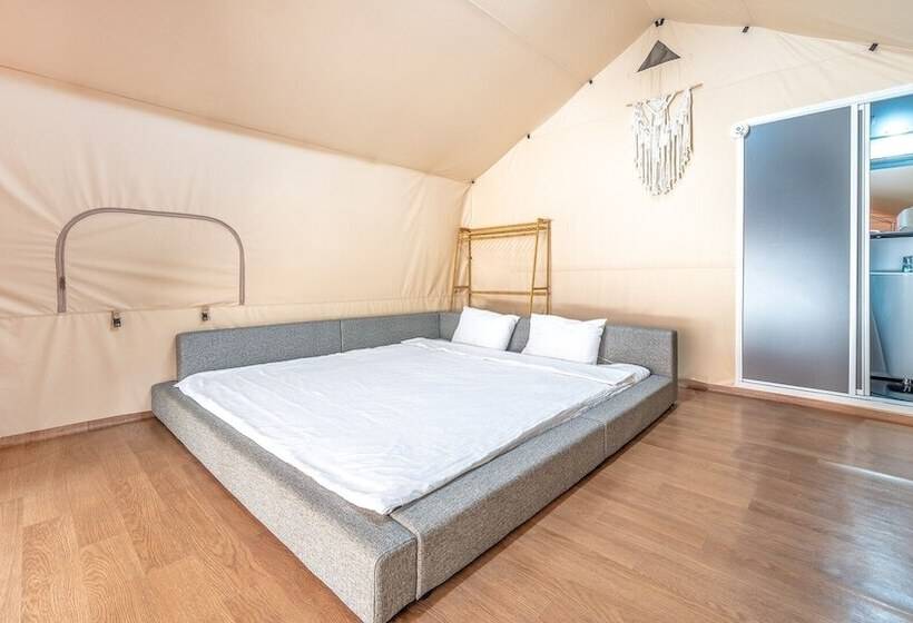 Yangpyeong Flower Caravan Pension