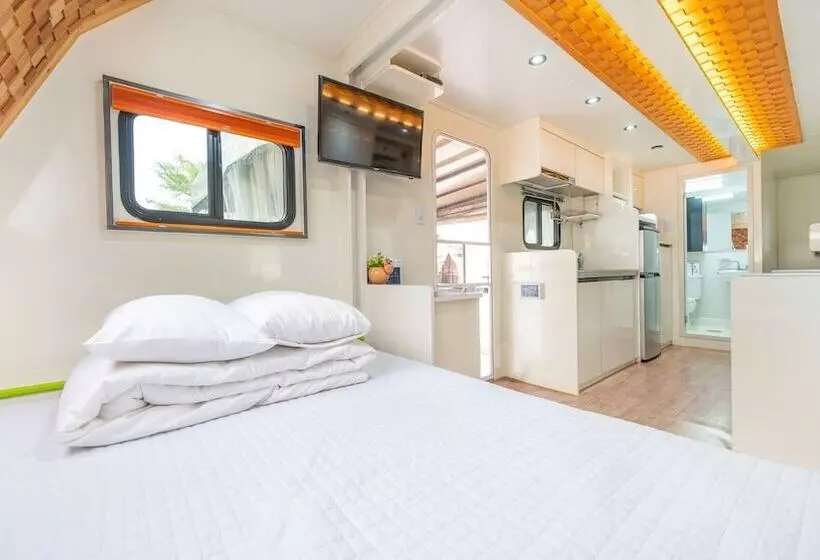 Yangpyeong Flower Caravan Pension