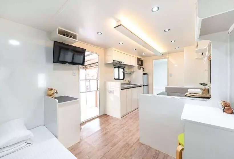 Yangpyeong Flower Caravan Pension