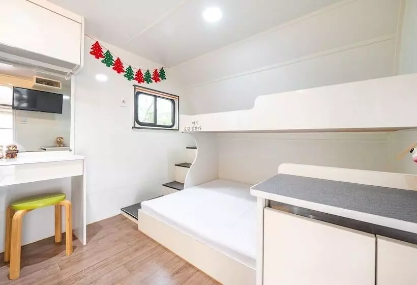 Yangpyeong Flower Caravan Pension