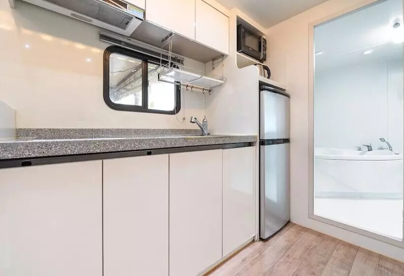 Yangpyeong Flower Caravan Pension