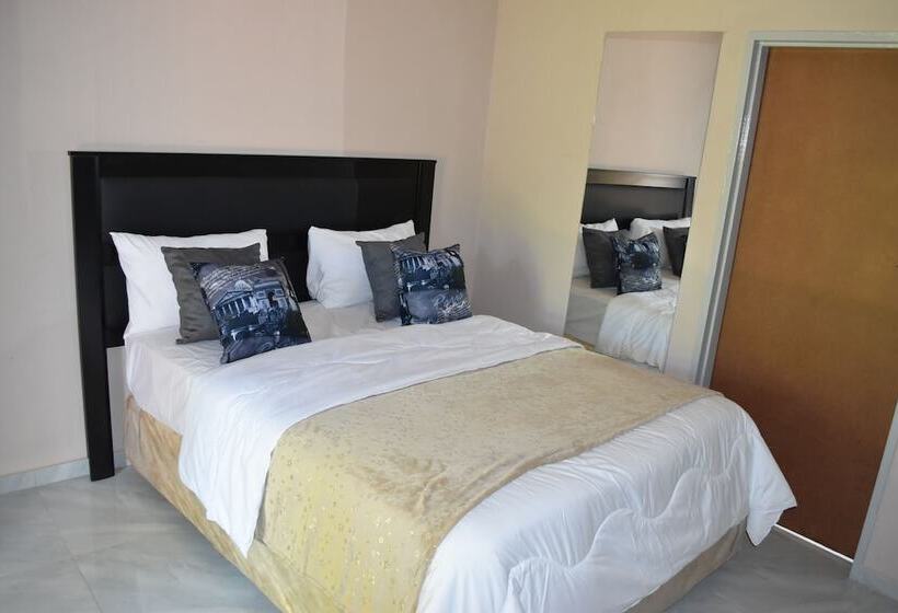 هتل Lulu Guest Lodge