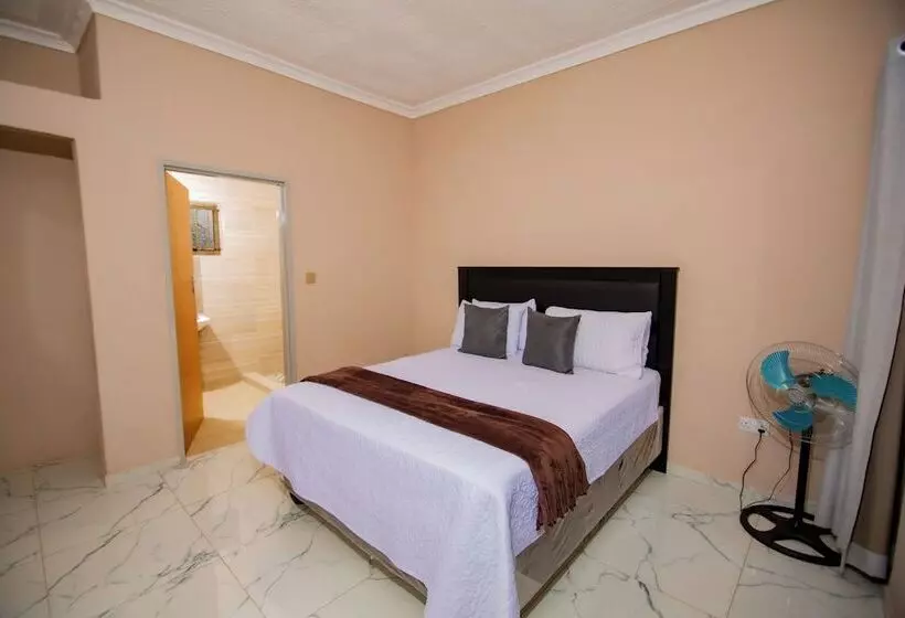 هتل Lulu Guest Lodge