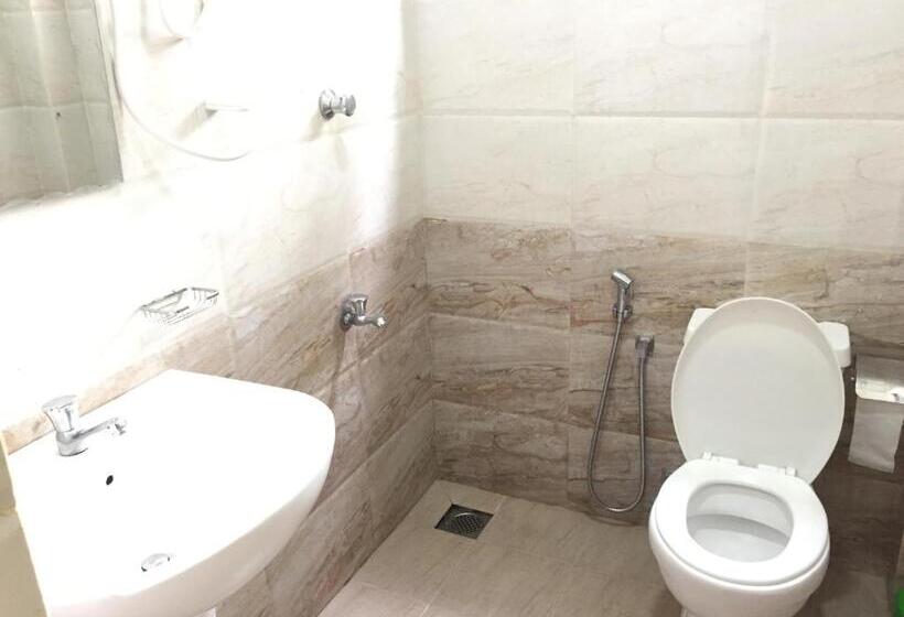 فندق Reefless Beach House