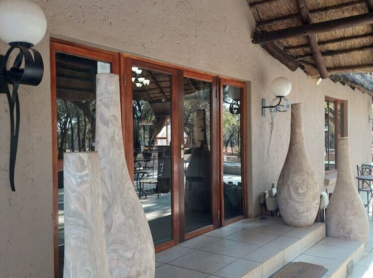 Отель Phakela Private Lodge
