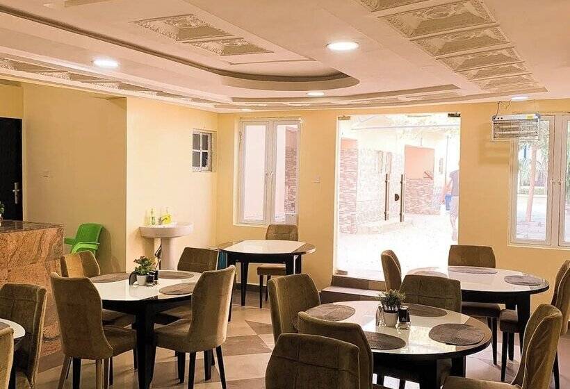 هتل Sarina Suites And Apartments Kano