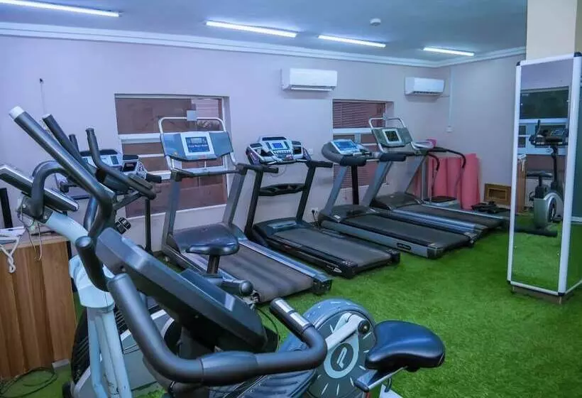 هتل Sarina Suites And Apartments Kano