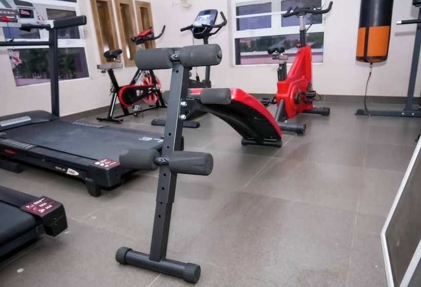 هتل Sarina Suites And Apartments Kano