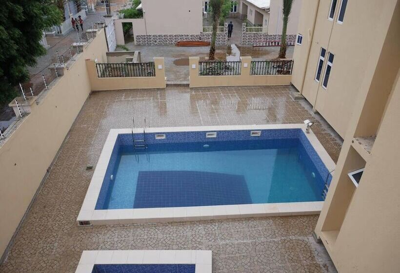هتل Sarina Suites And Apartments Kano