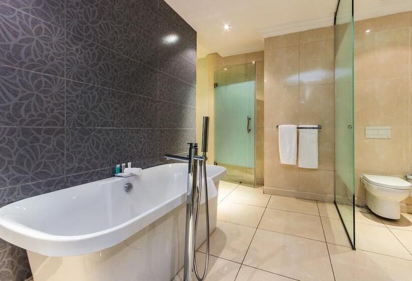 هتل Sarina Suites And Apartments Kano