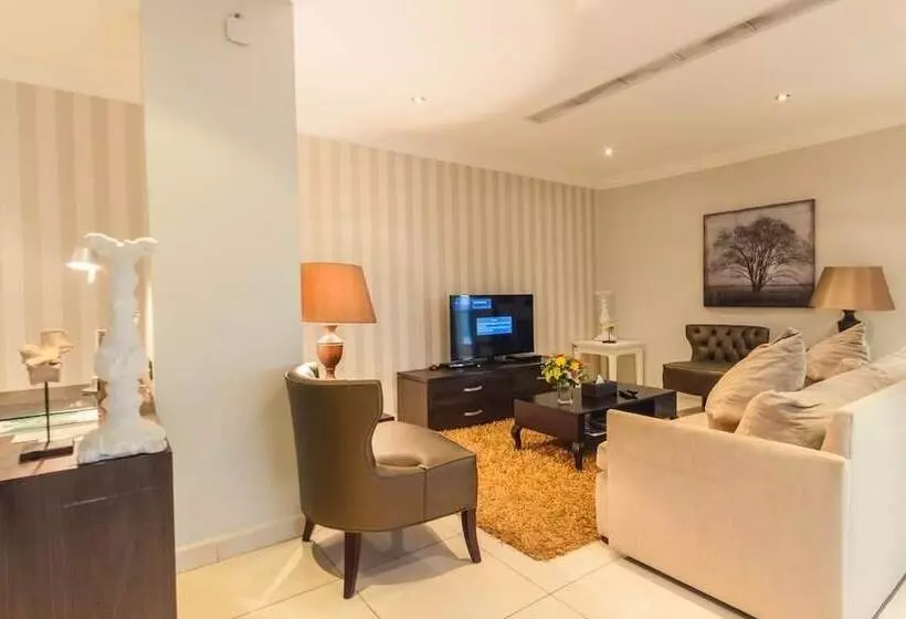 هتل Sarina Suites And Apartments Kano