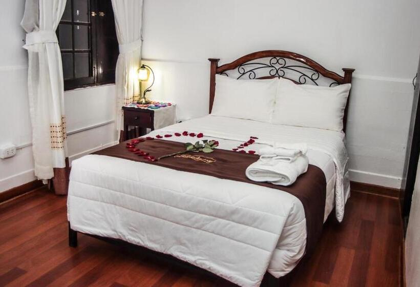 בית מלון כפרי Valdelirios