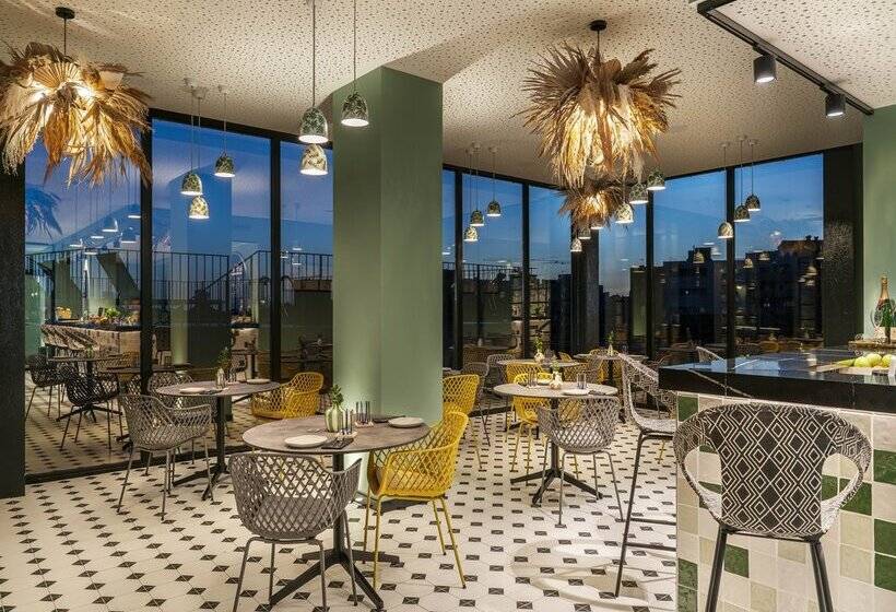 هتل Vincci Bonjardim