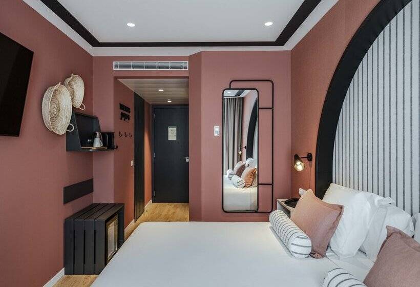 هتل Vincci Bonjardim