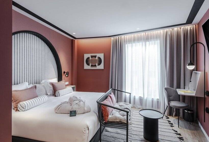 هتل Vincci Bonjardim