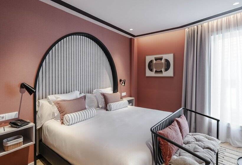 هتل Vincci Bonjardim