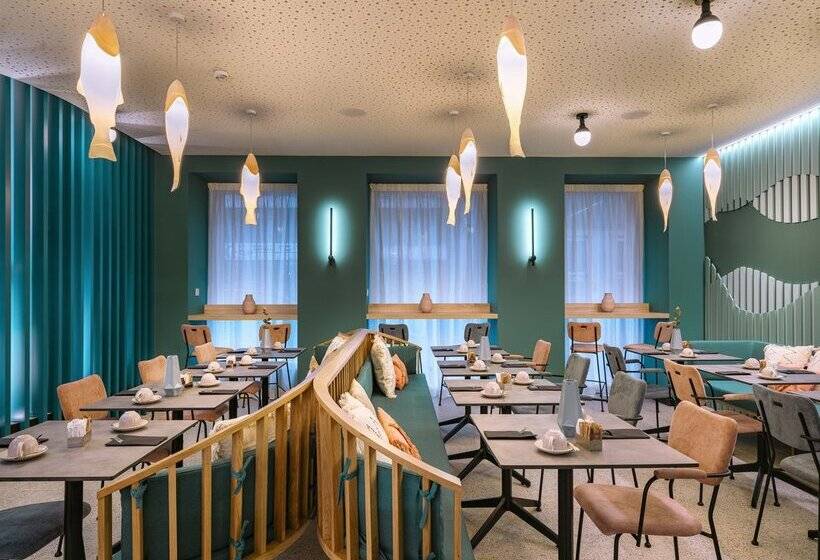 هتل Vincci Bonjardim