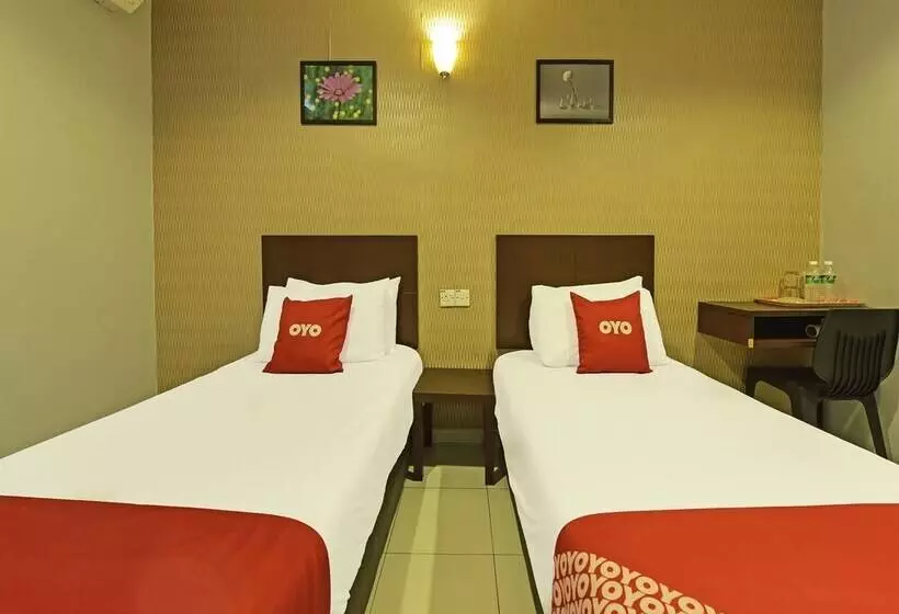 M Three Hotel By Oyo