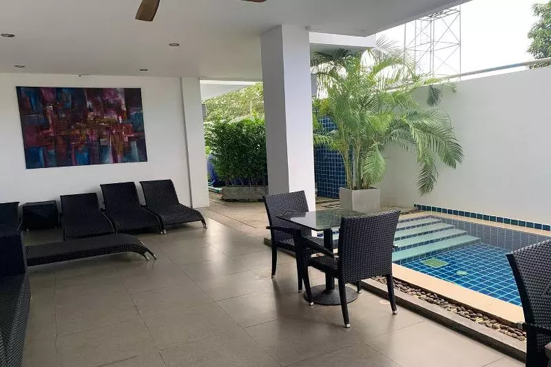 One World One Home Naiharn Hotel By Zuzu