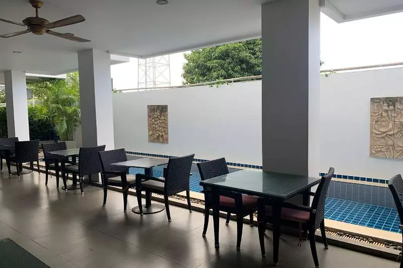 One World One Home Naiharn Hotel By Zuzu