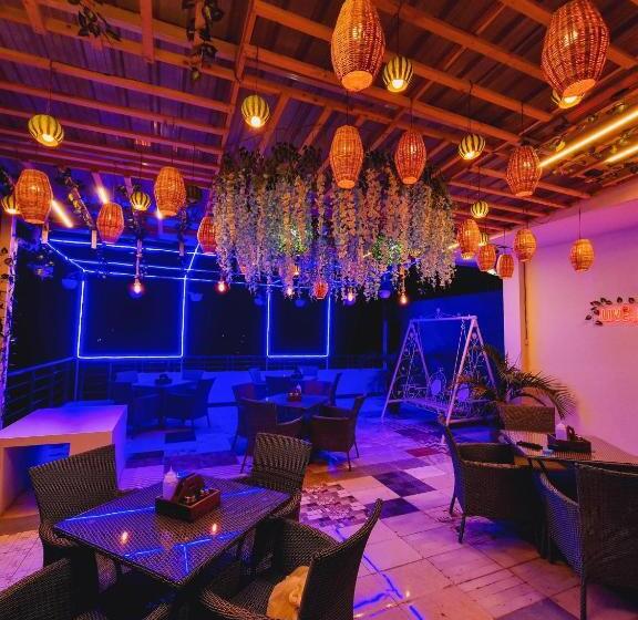 Oyo Hotel Urban Nest