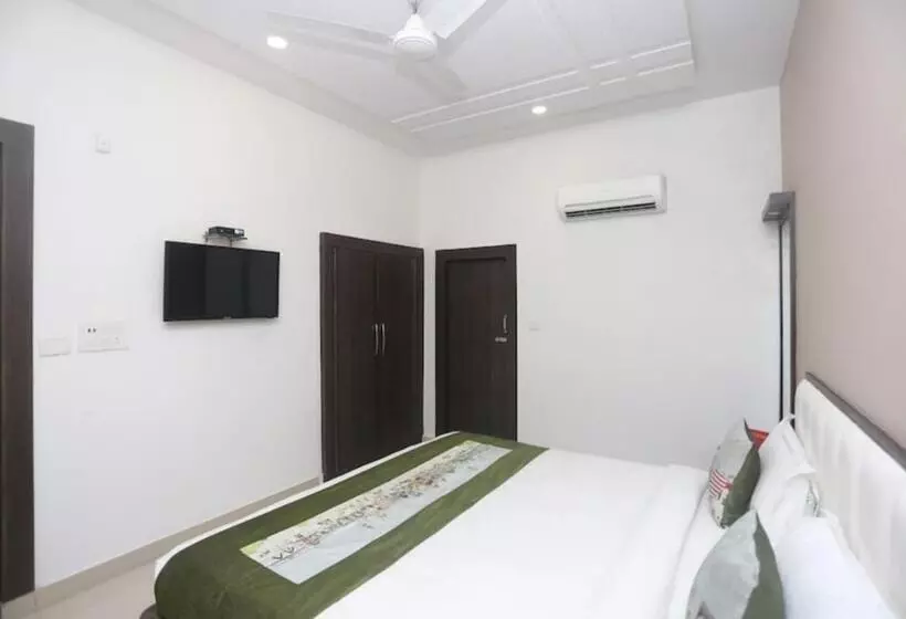 Pratap By Goyal Hoteliers