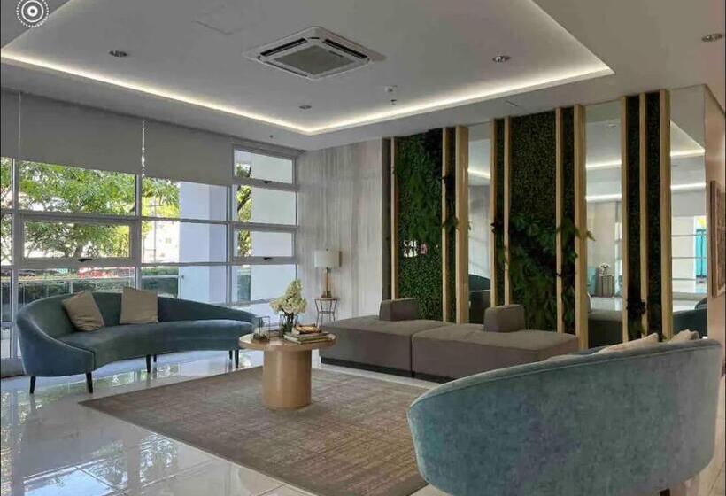 The Loop Towers By Vista Residence Jbj