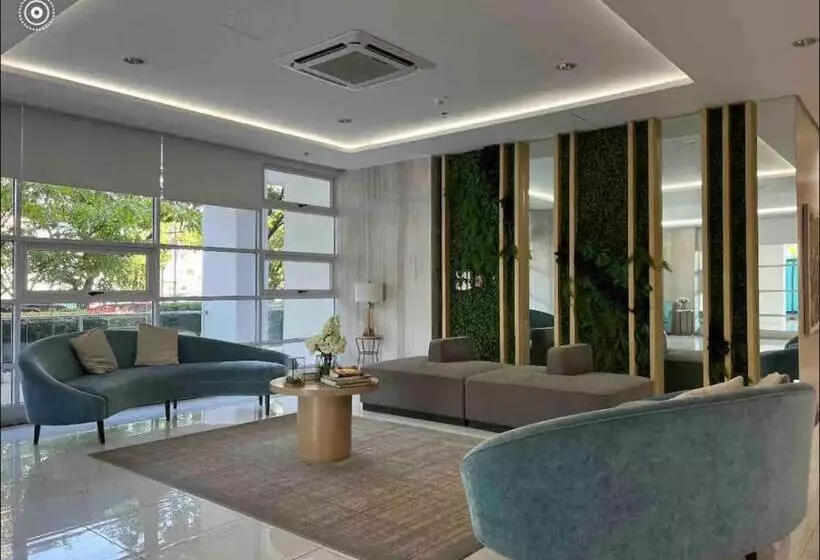 The Loop Towers By Vista Residence Jbj