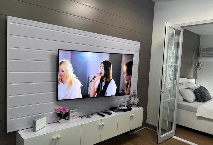 The Loop Towers By Vista Residence Jbj