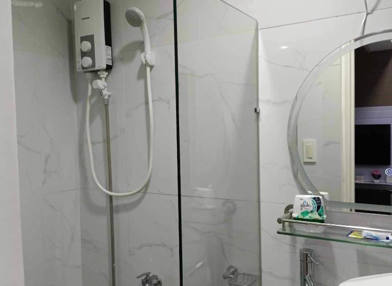 The Loop Towers By Vista Residence Jbj