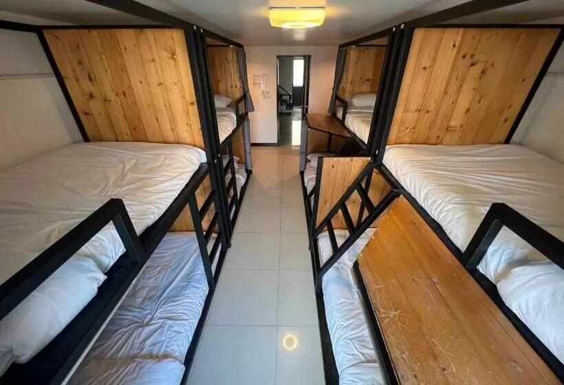 هاستل The Best One Chiang Mai