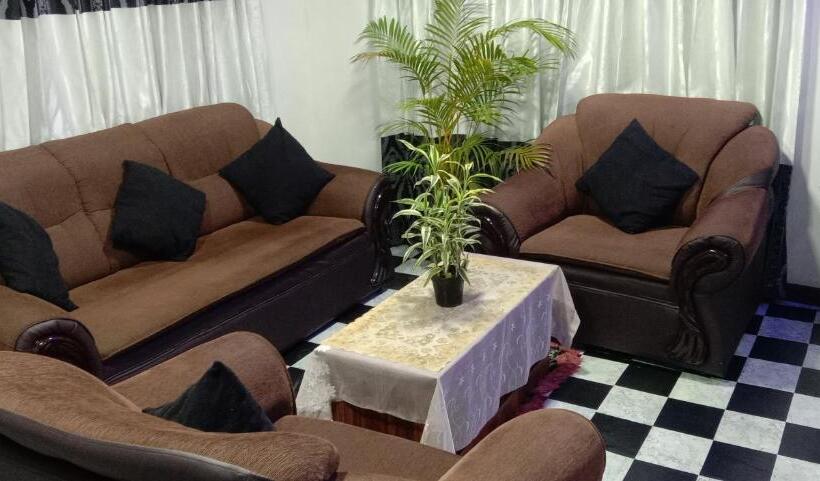 Aamiaismajoitus (B&B) Butterfly Guest Home And Rooms