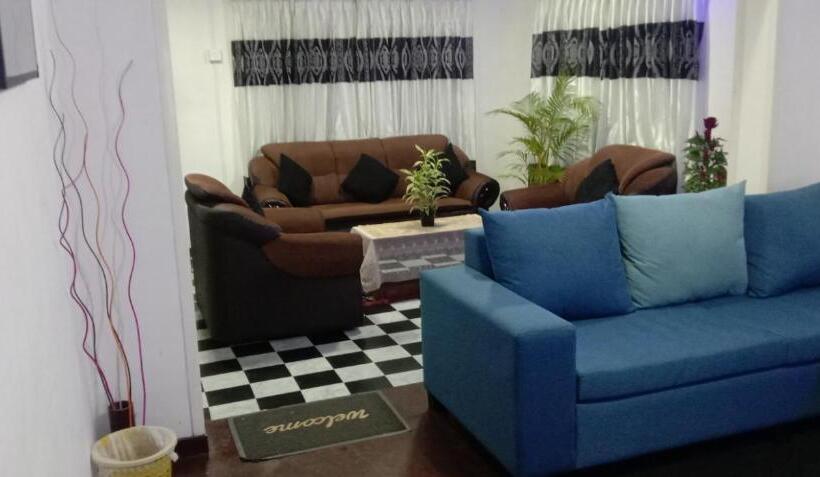 Aamiaismajoitus (B&B) Butterfly Guest Home And Rooms