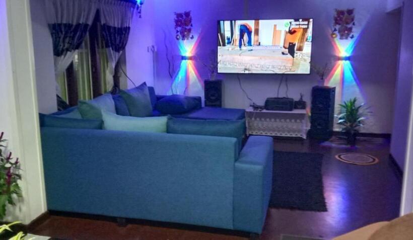 Aamiaismajoitus (B&B) Butterfly Guest Home And Rooms