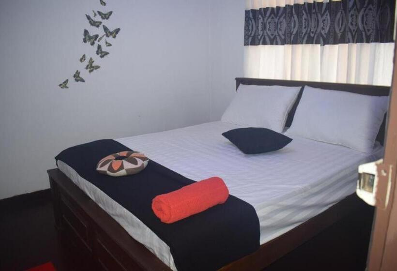 Aamiaismajoitus (B&B) Butterfly Guest Home And Rooms