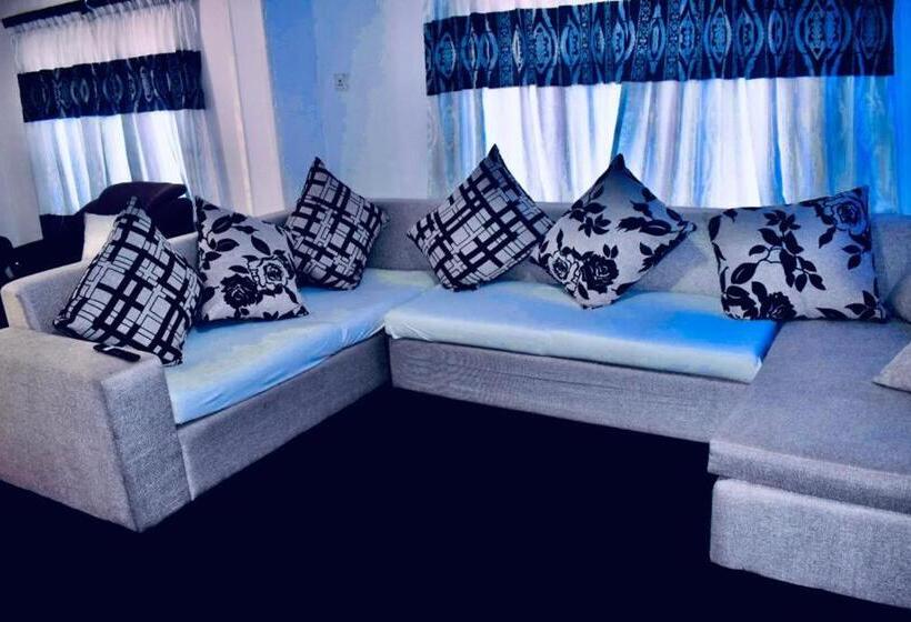 Aamiaismajoitus (B&B) Butterfly Guest Home And Rooms