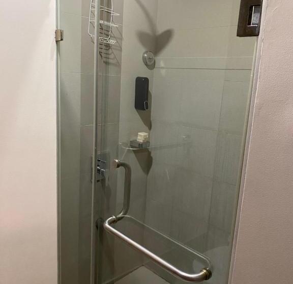 Feels Like Home Condos Abreeza Place Tower 1 & 2