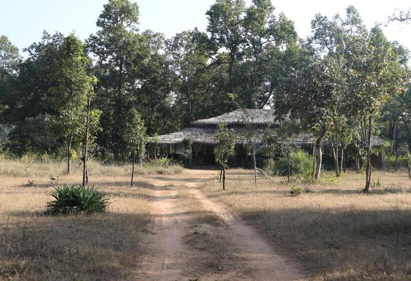 בית מלון כפרי Atulya Kanchi Camp Bandhavgarh