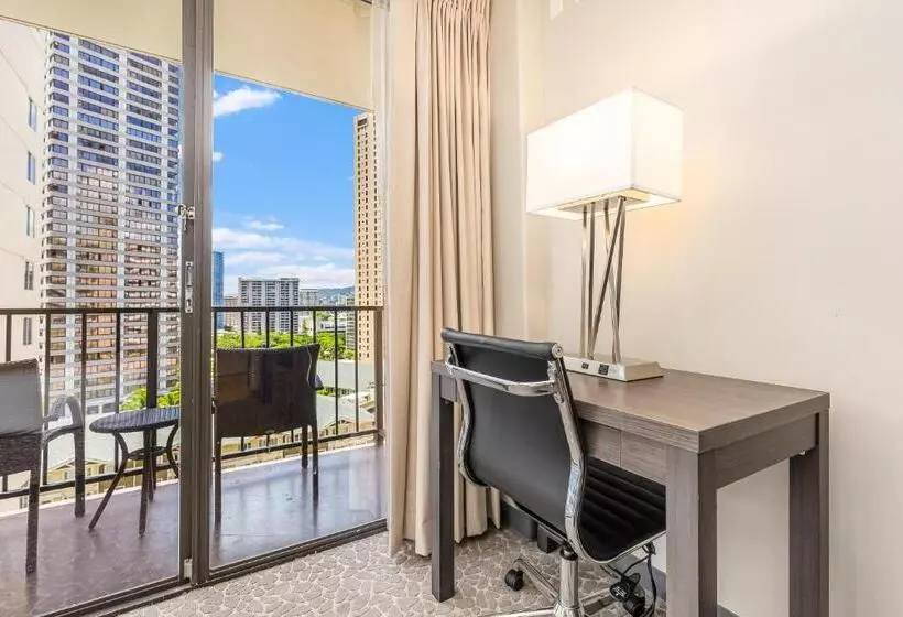 ホテル Castle At Palms At Waikīkī