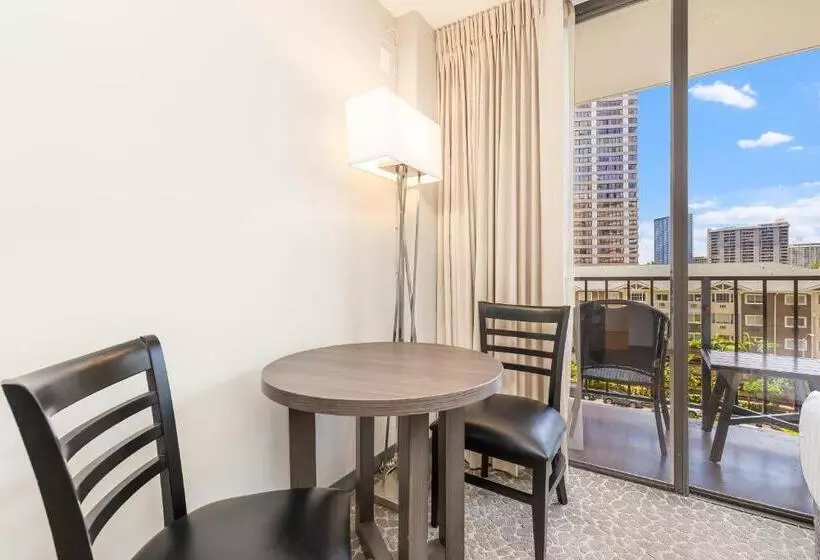 ホテル Castle At Palms At Waikīkī