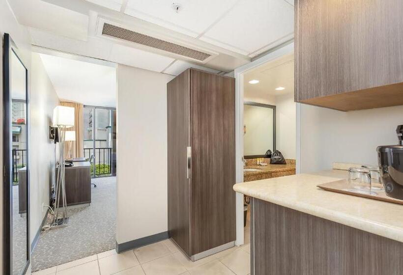 酒店 Castle At Palms At Waikīkī