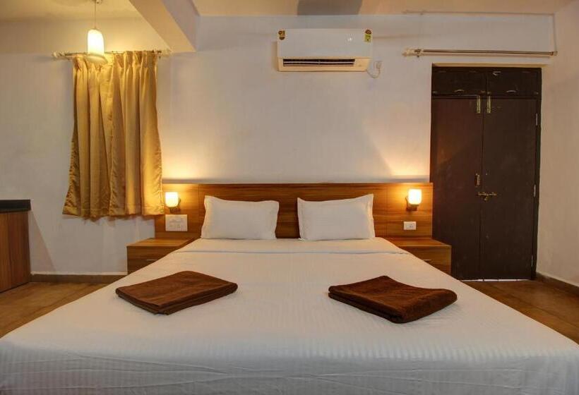 Отель Grand Royale Suites Benaulin Goa